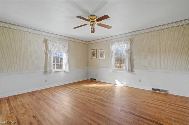 4530 W Middletown Road, Canfield, OH 44406