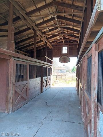 4530 W Middletown Road, Canfield, OH 44406