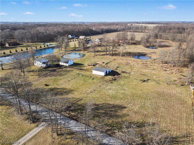 4530 W Middletown Road, Canfield, OH 44406