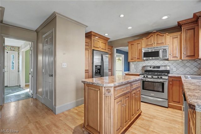 4530 W Middletown Road, Canfield, OH 44406