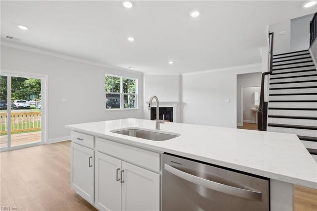 1256 Kidbrooke ST, Chesapeake, VA 23322