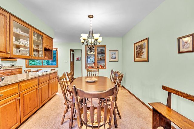 2417 W Acacia ROAD, Glendale, WI 53209