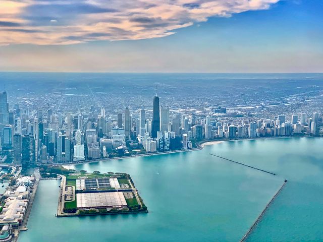 880 N Lake Shore Drive 17G, Chicago, IL 60611
