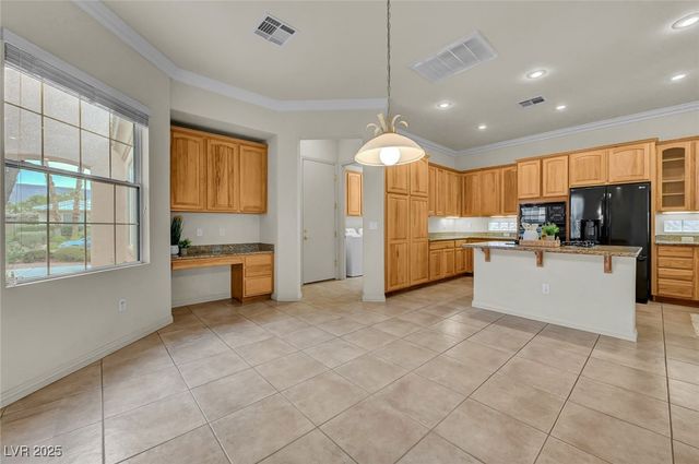 4636 Riva De Romanza Street, Las Vegas, NV 89135