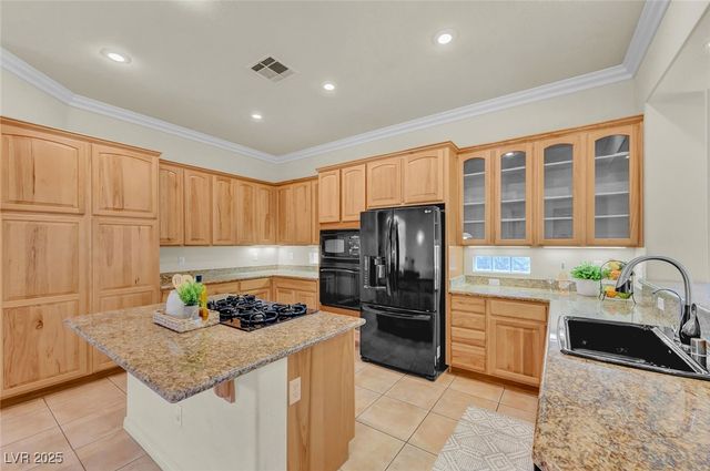 4636 Riva De Romanza Street, Las Vegas, NV 89135