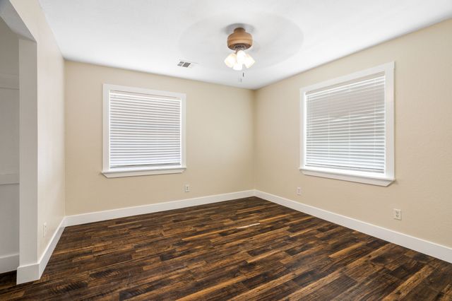 4600 Hunters Glen Court, Granbury, TX 76048