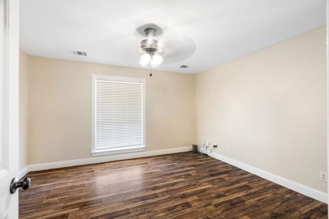 4600 Hunters Glen Court, Granbury, TX 76048