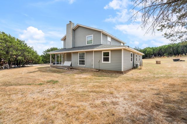 4600 Hunters Glen Court, Granbury, TX 76048