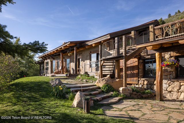 3011 CANYON CREST Drive, Victor, ID 83455