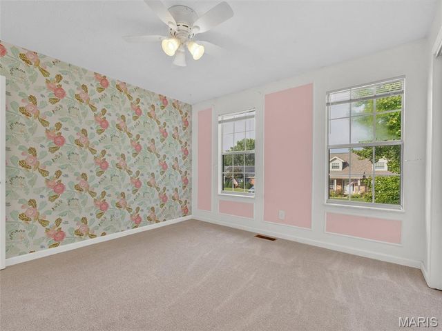 34 Shadow Creek Drive, St Peters, MO 63376