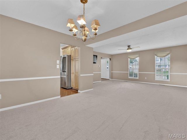 34 Shadow Creek Drive, St Peters, MO 63376