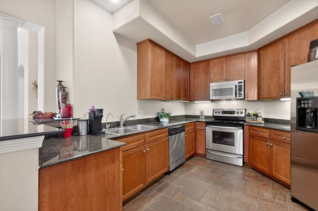 330 Las Colinas Boulevard E 1304, Irving, TX 75039