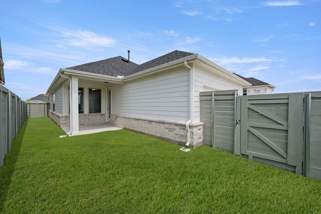 8708 Treeline Parkway, Justin, TX 76247