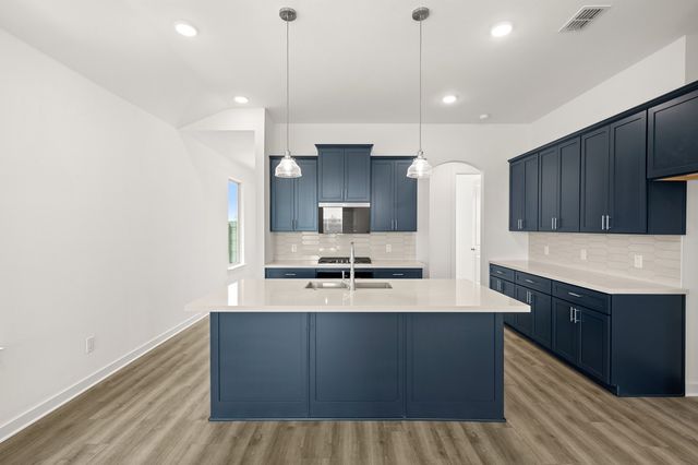 8708 Treeline Parkway, Justin, TX 76247
