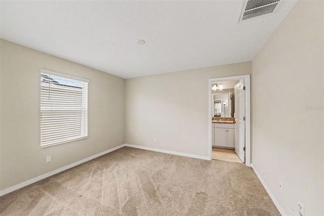 2648 SUNNY PEBBLE LOOP, Zephyrhills, FL 33540