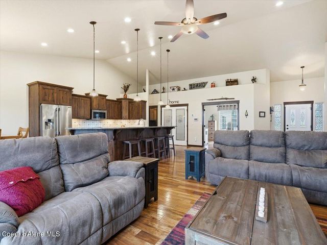 15468 N Pristine CIR, Rathdrum, ID 83858