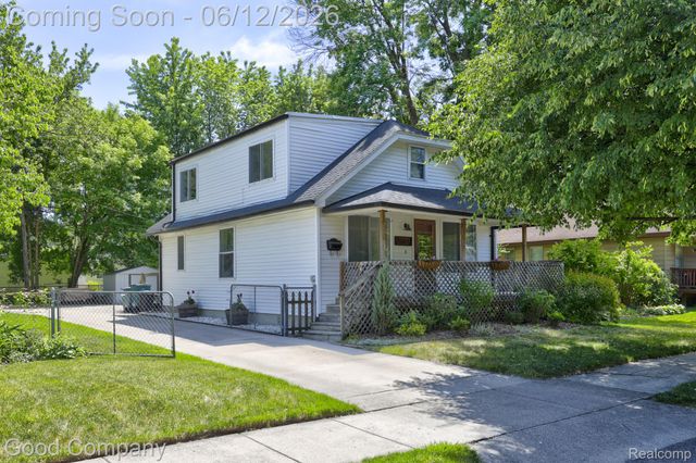 1564 Browning Street, Ferndale, MI 48220