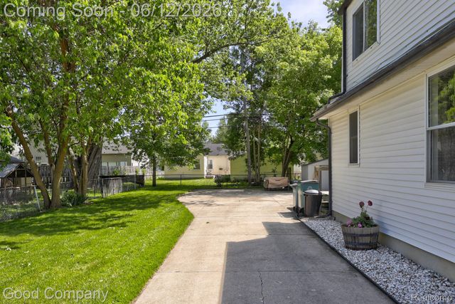 1564 Browning Street, Ferndale, MI 48220