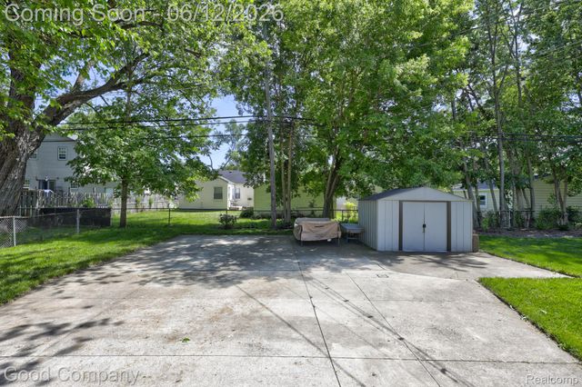 1564 Browning Street, Ferndale, MI 48220