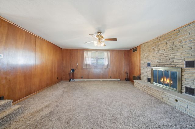 1607 A And M Drive, Okmulgee, OK 74447