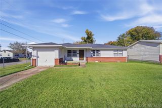 1607 A And M Drive, Okmulgee, OK 74447