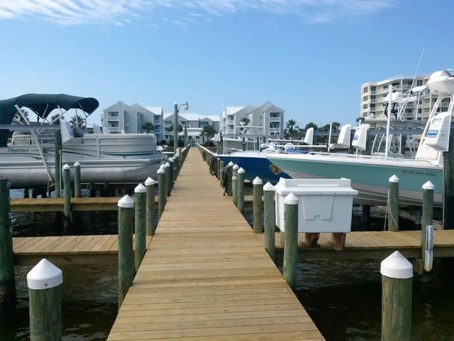 1330 SE Miracle Strip Parkway 206, Fort Walton Beach, FL 32548