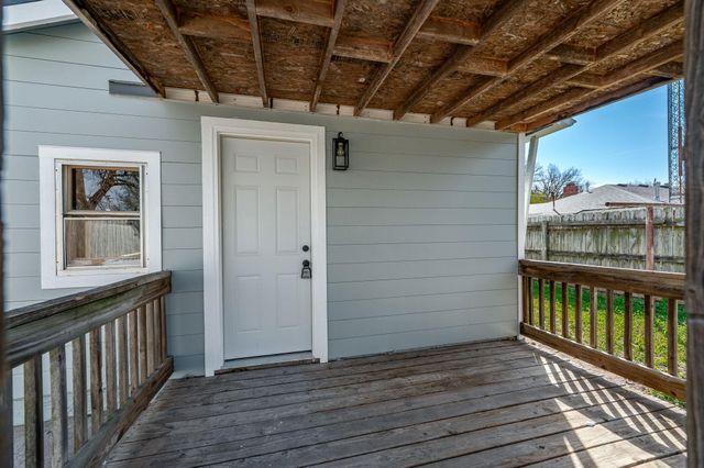 735 N Doris St, Wichita, KS 67212