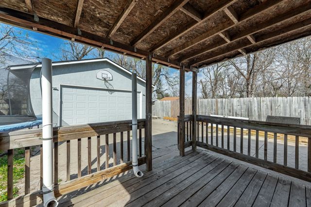 735 N Doris St, Wichita, KS 67212