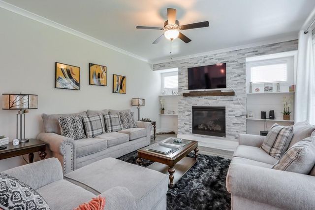4688 Cantrell Road, Flowery Branch, GA 30542