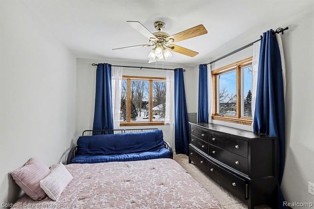 3172 Shadow Brook Lane, Pinckney, MI 48169