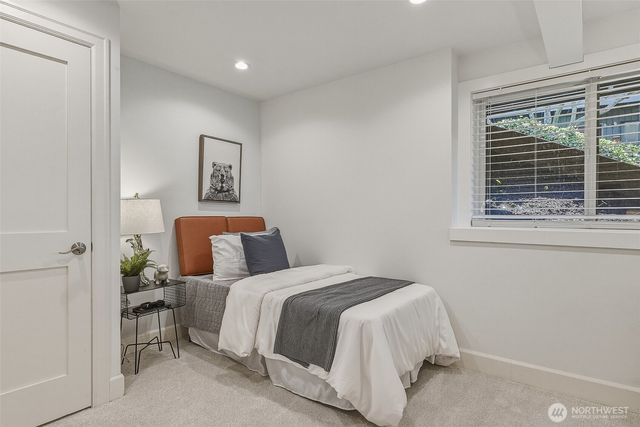 15211 61st Place NE, Kenmore, WA 98028