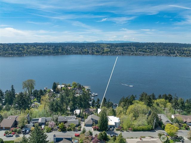 15211 61st Place NE, Kenmore, WA 98028