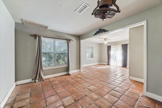 202 Hardy Street, Bacliff, TX 77518