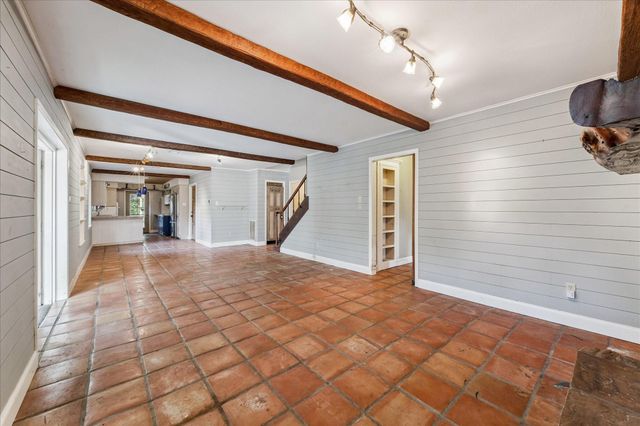 202 Hardy Street, Bacliff, TX 77518