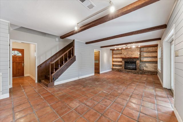 202 Hardy Street, Bacliff, TX 77518