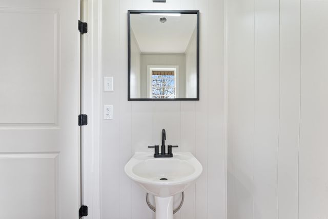 407 E Holly Street, Sheridan, AR 72150