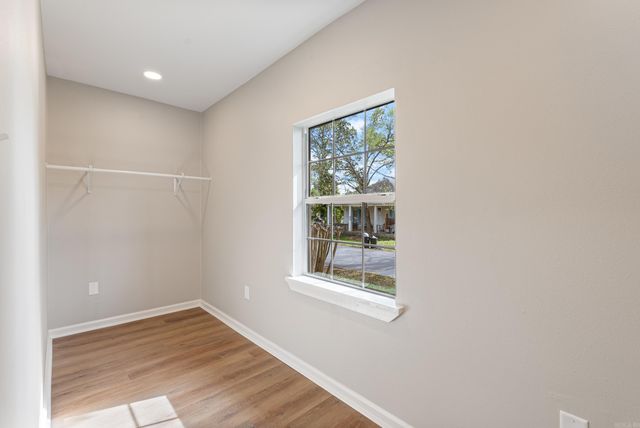 407 E Holly Street, Sheridan, AR 72150