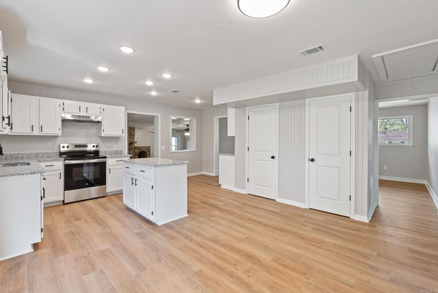 407 E Holly Street, Sheridan, AR 72150