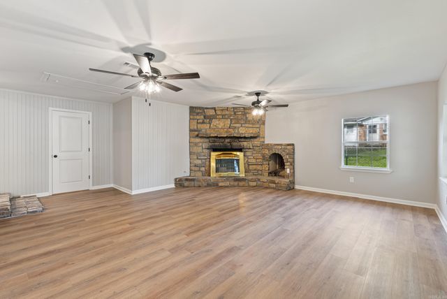 407 E Holly Street, Sheridan, AR 72150