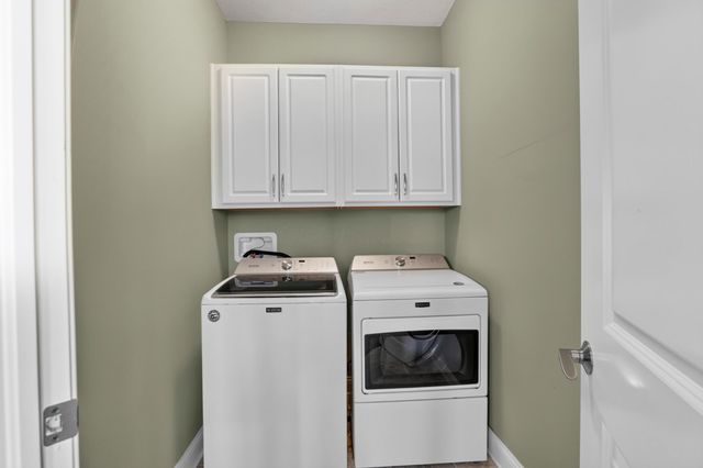 12209 Rooster Tail Drive, Pickerington, OH 43147