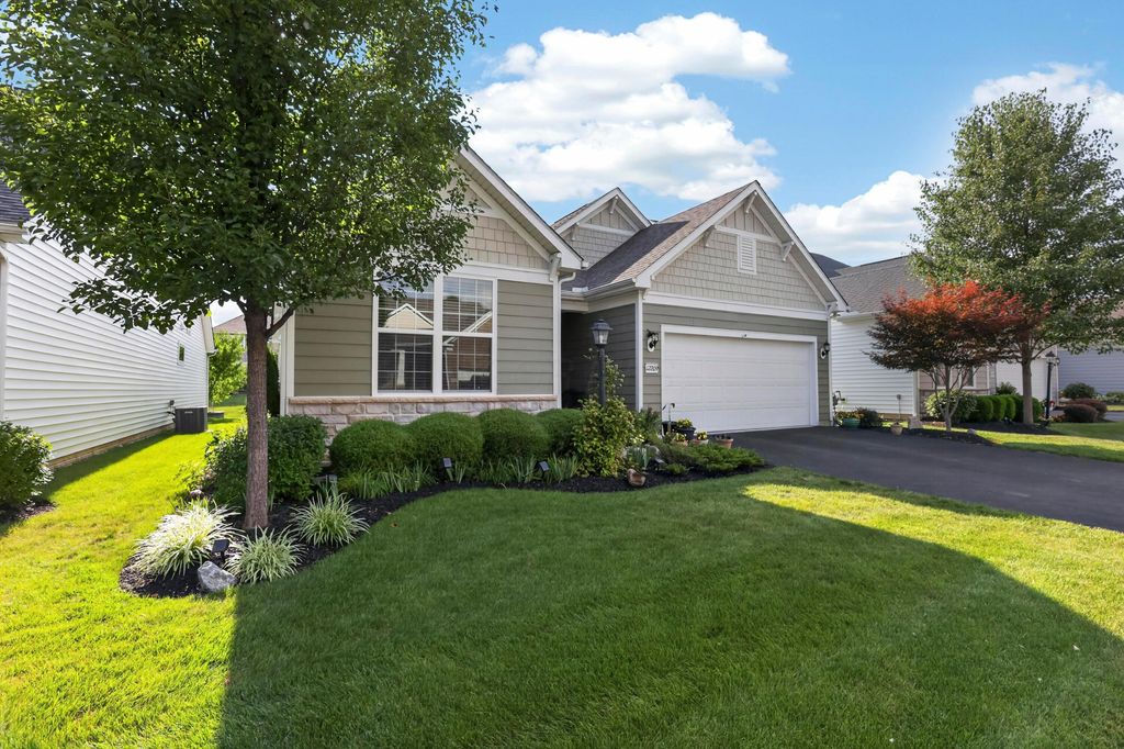 12209 Rooster Tail Drive, Pickerington, OH 43147