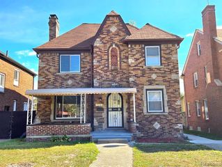 17376 Woodingham Drive, Detroit, MI 48221