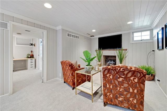 444 Lakeshore West Street, Lake Quivira, KS 66217