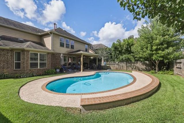 22719 Soaring Woods Lane, Porter, TX 77365