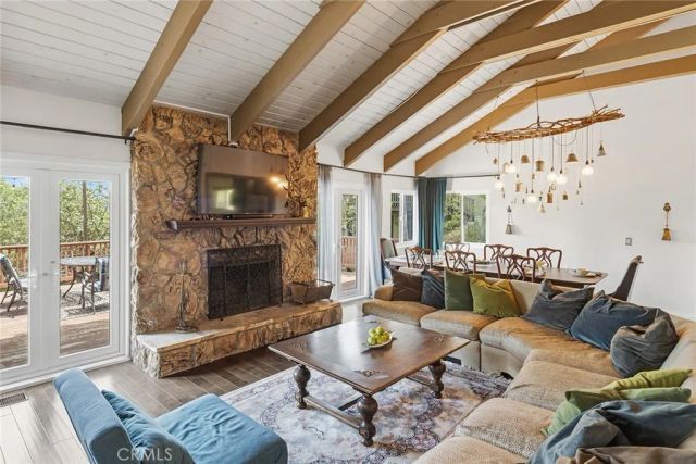 943 Nadelhorn Drive, Lake Arrowhead, CA 92352