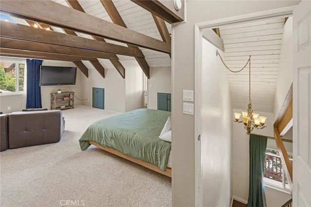 943 Nadelhorn Drive, Lake Arrowhead, CA 92352