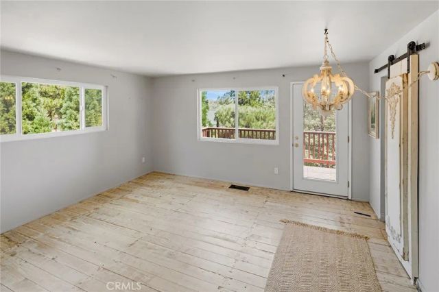 943 Nadelhorn Drive, Lake Arrowhead, CA 92352