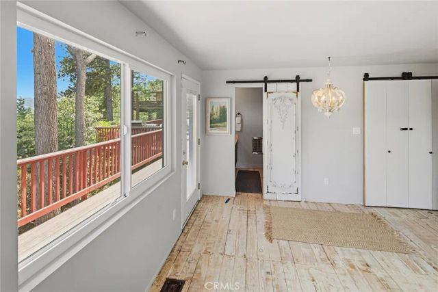 943 Nadelhorn Drive, Lake Arrowhead, CA 92352
