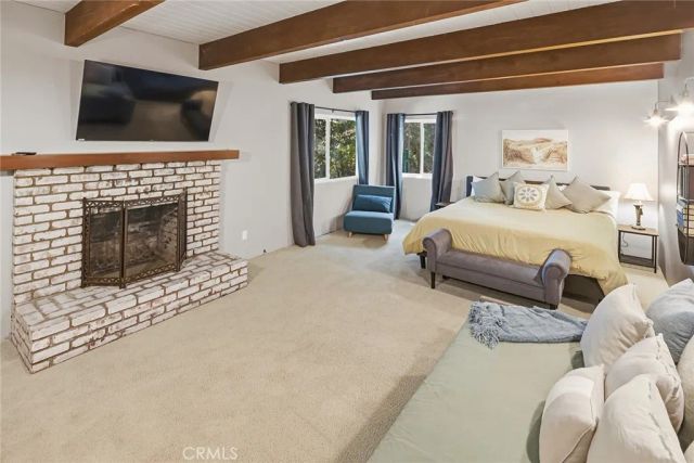 943 Nadelhorn Drive, Lake Arrowhead, CA 92352