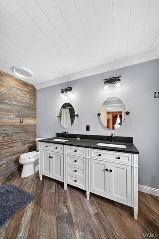 2489 Oak Forest Drive, Troy, MO 63379